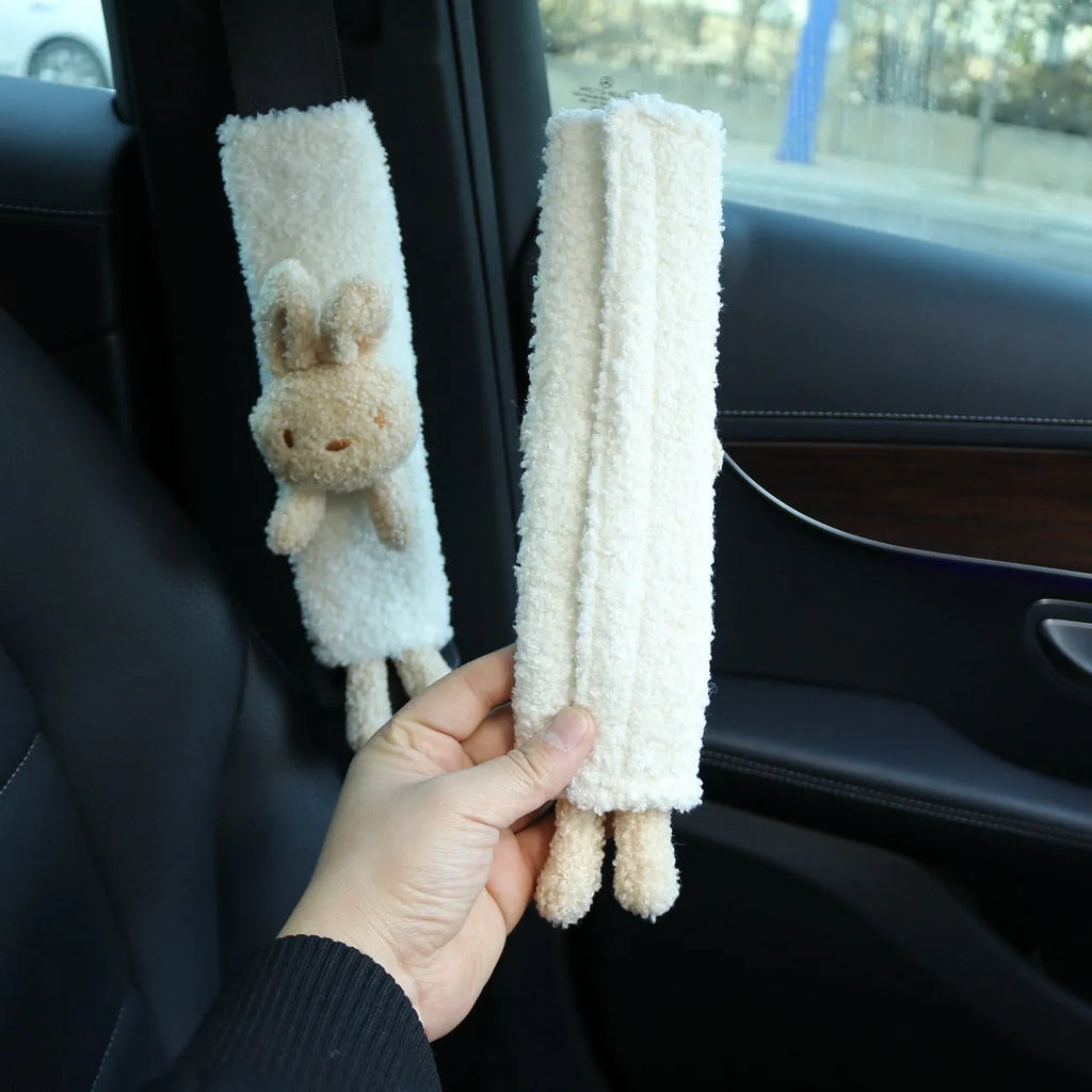 Lamb wool car seatbelt shoulder protector with cartoon bear design