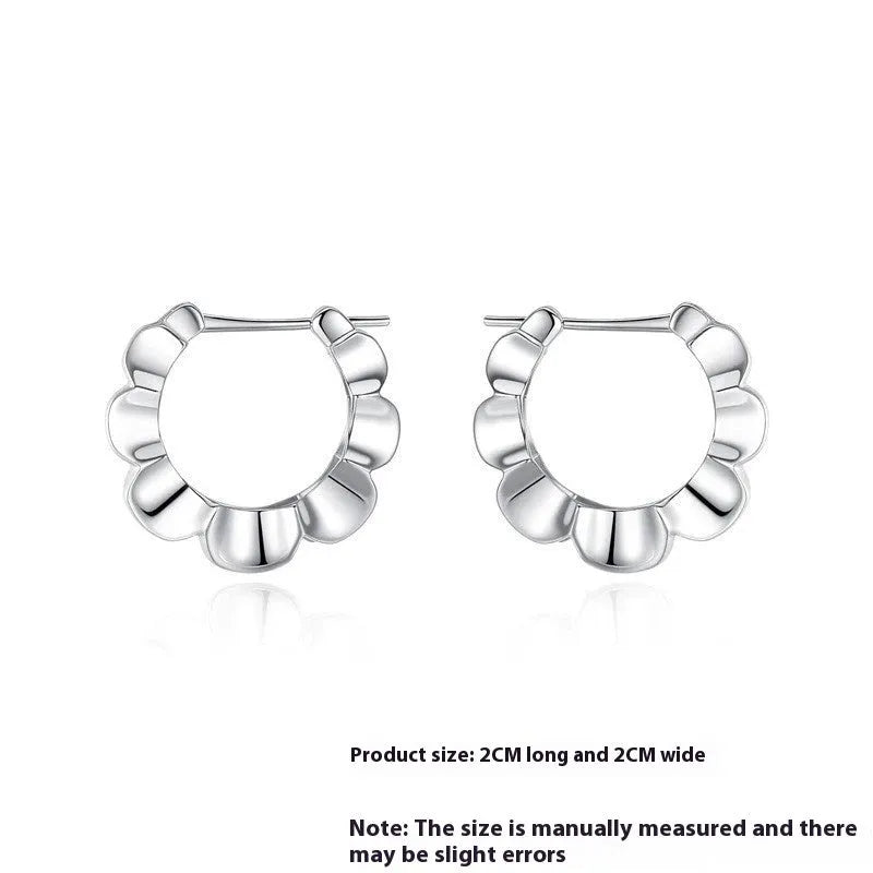 Sterling silver geometric round stud earrings with retro simple elegant design