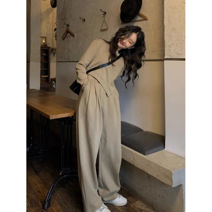 Women's khaki casual sportswear two-piece set with long sleeve top and matching trousers