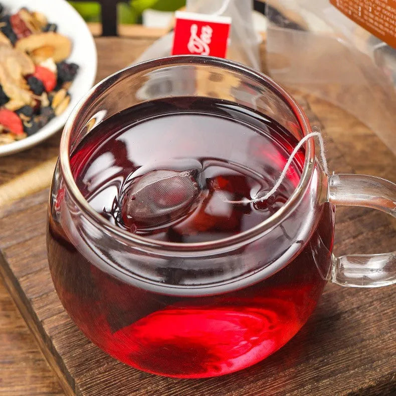 Box of Ginseng Black Wolfberry Tea showing 40 individual 5g tea sachets