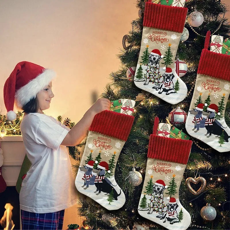 Cloth Christmas tree pendant ornament showing pastoral or American style, measuring 46 by 28 centimetres.