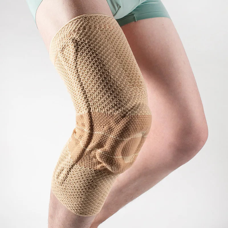 Adult sports knee pads in black and blue colour for basketball and running protection