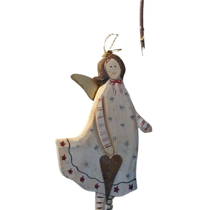 Carved wooden door pendant with hand-painted love heart design in American country style