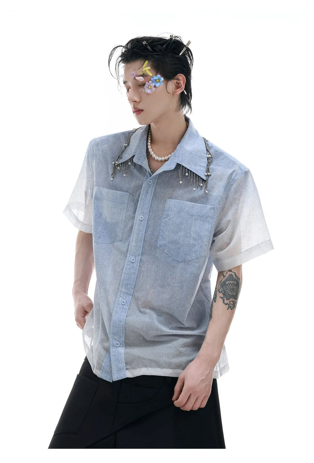 Men's loose fit blue and white gradient quilted short sleeve casual shirt