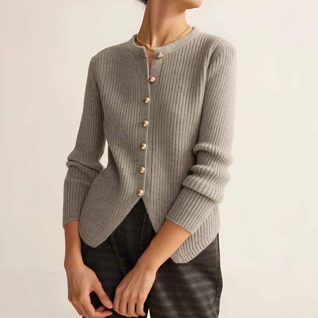 Yuan collar cardigan sweater in loose fit with solid colour design for autumn winter wear