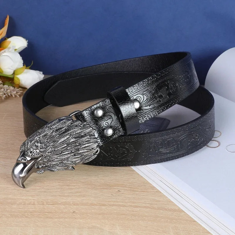 Men's belt with cow head alloy buckle in imitation leather with pin buckle fastening
