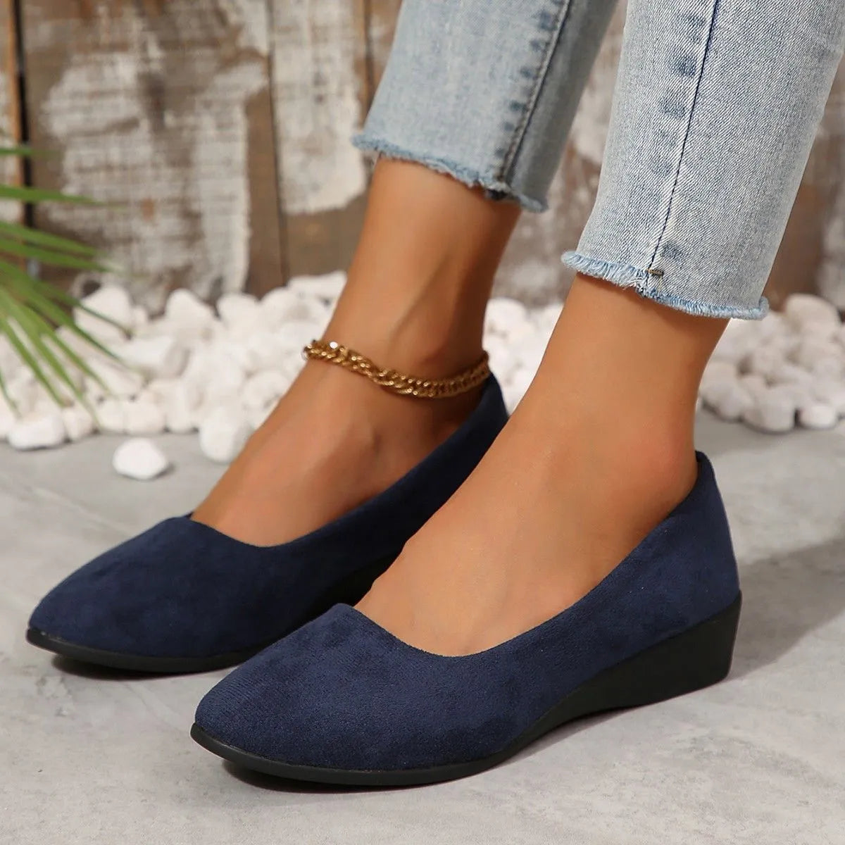 Women's pointed toe wedge pumps with shallow mouth design in suede upper and rubber sole