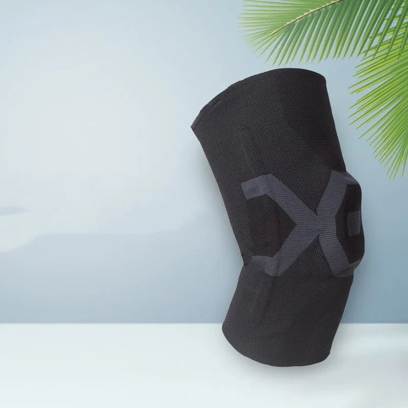 Men's silicone knee pads for running and cycling protection in black and blue colour