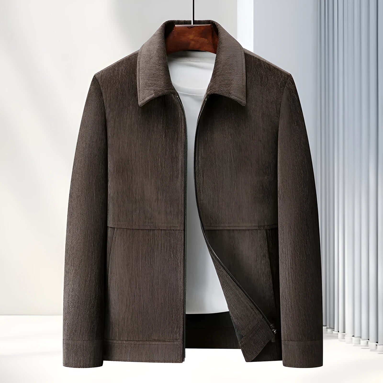 Men's slim fit lapel jacket in vinyl fabric available in black, brown, caramel and dark blue colours