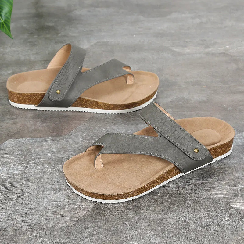 Flat toe ring thick-soled flip-flops in blue colour with foam sole
