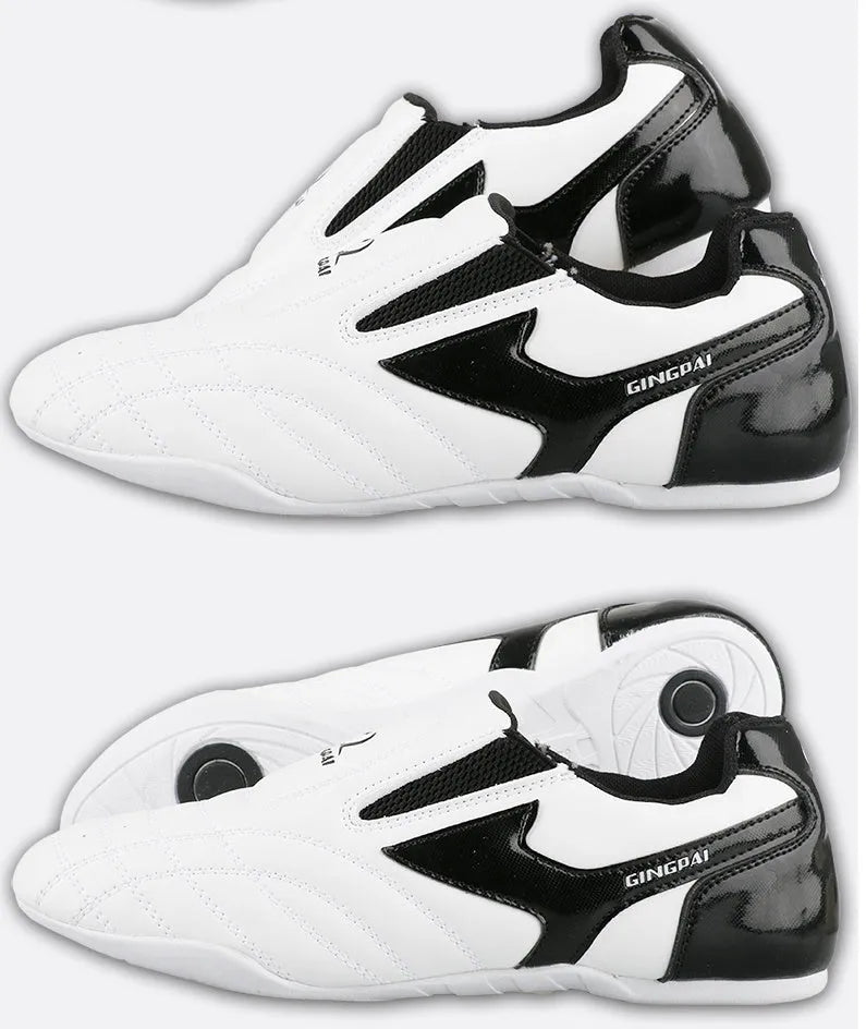 Black and white children's soft bottom boxing shoes for Taekwondo and Sanda training