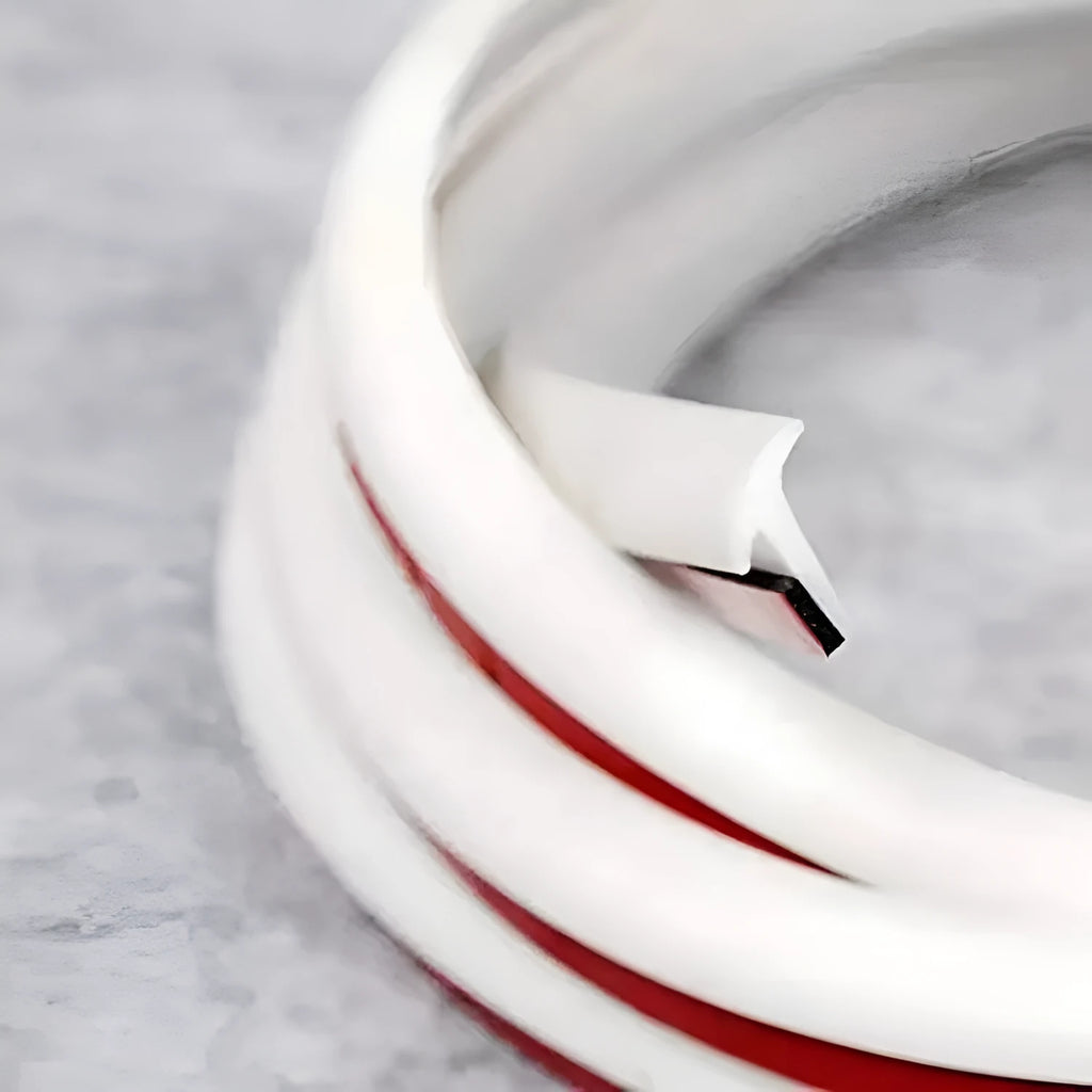 Black and white TPE automotive rubber seal strip for bumper and window gap filling