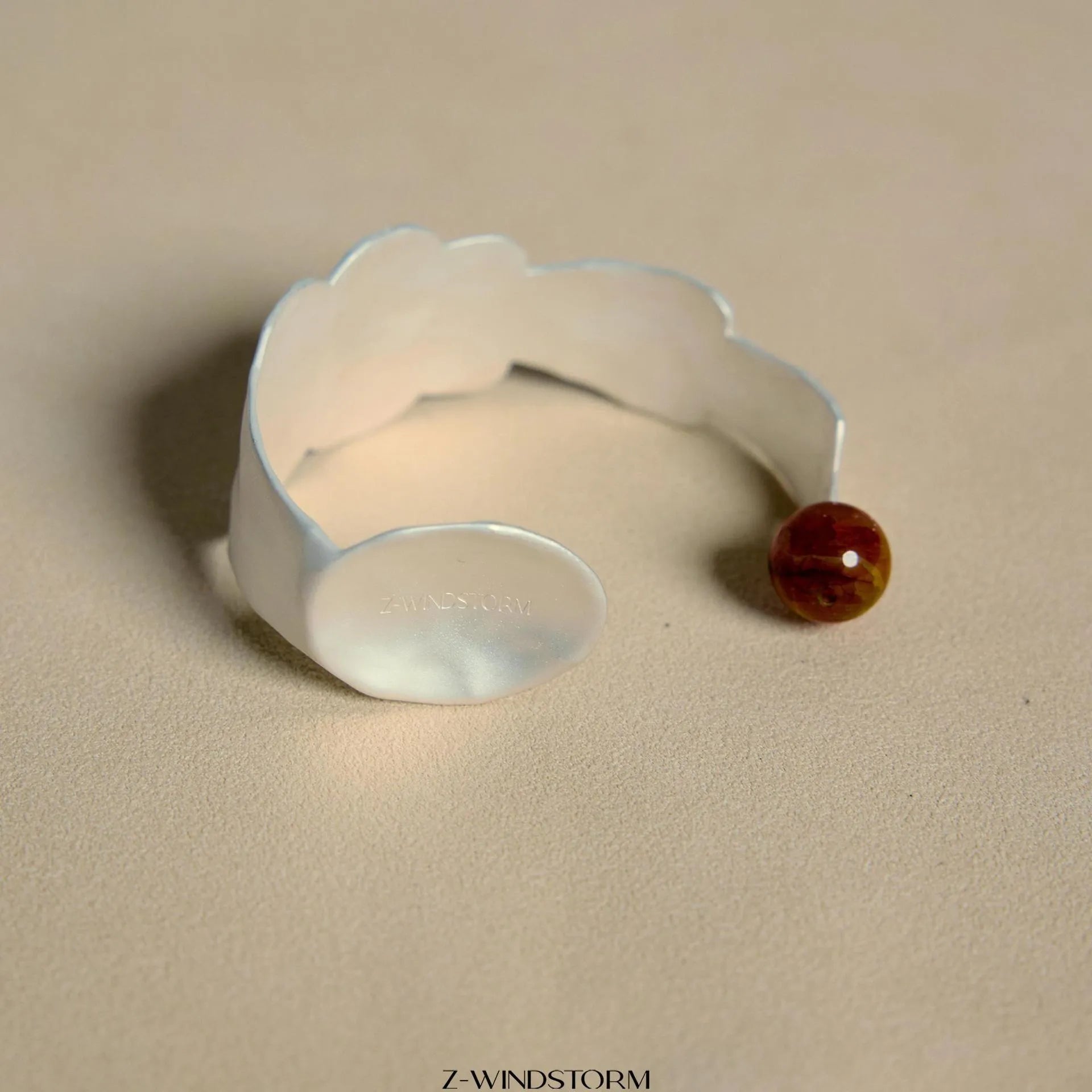 Alloy stewed pork and spoon design jewellery set with electroplated finish showing ring and bracelet