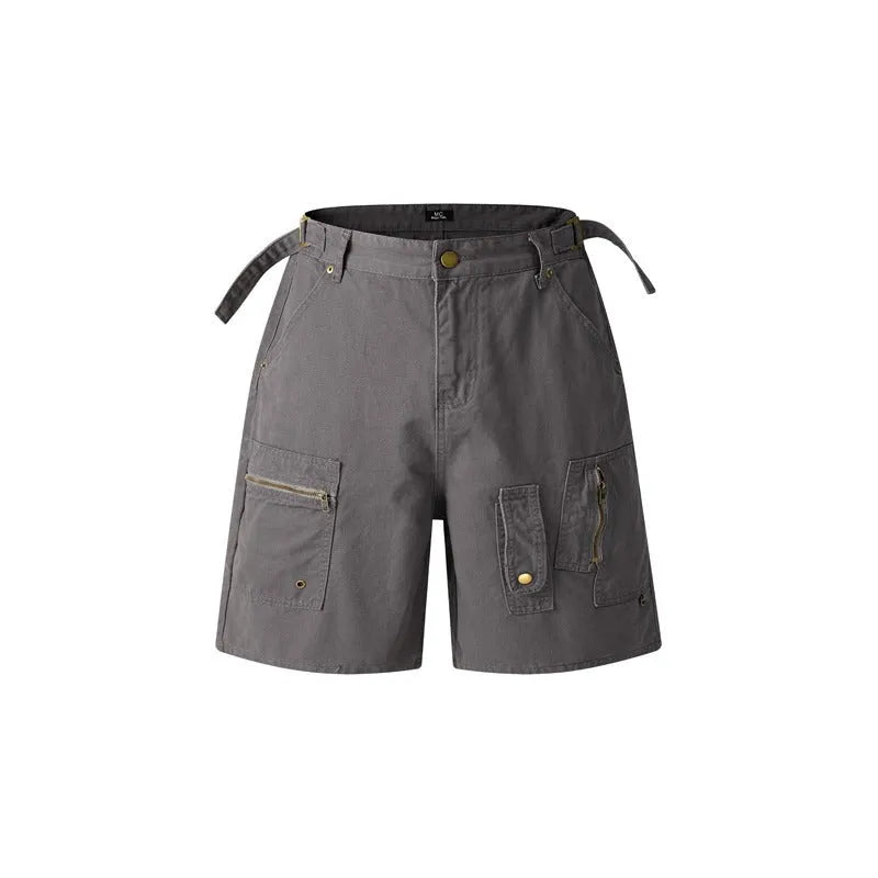 Retro workwear shorts in washed cotton with loose fit and fifth pants length design