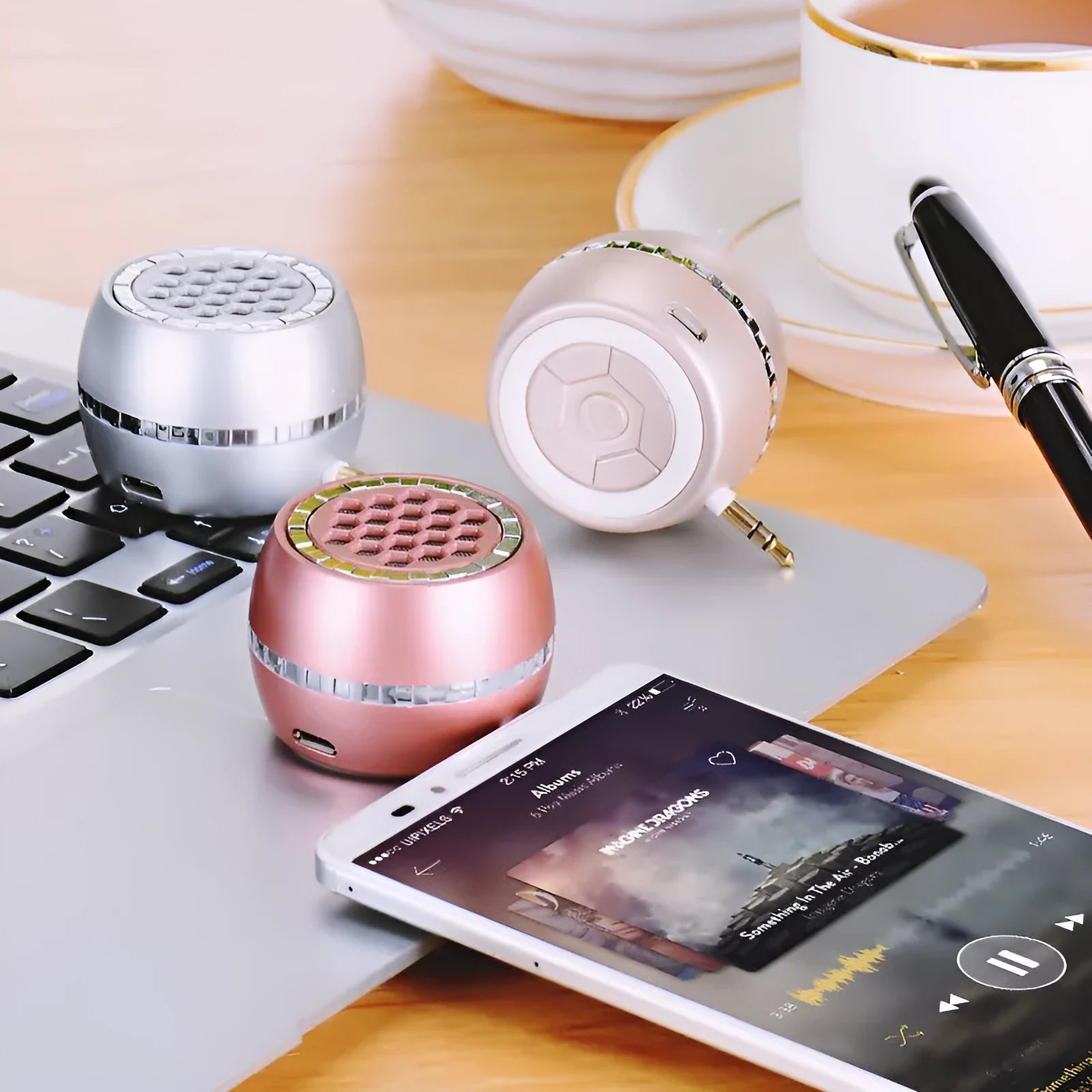 Universal external amplifier speaker in black, local gold or rose gold engineering plastic housing