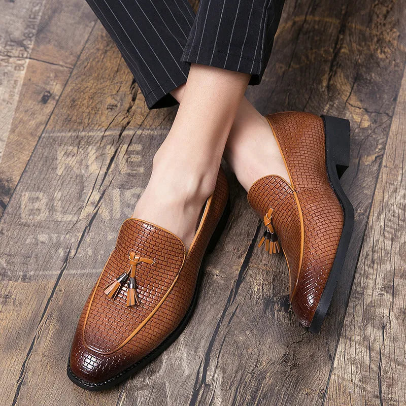 Men's black slip on shoes with pointed toe and tassel decoration for business style