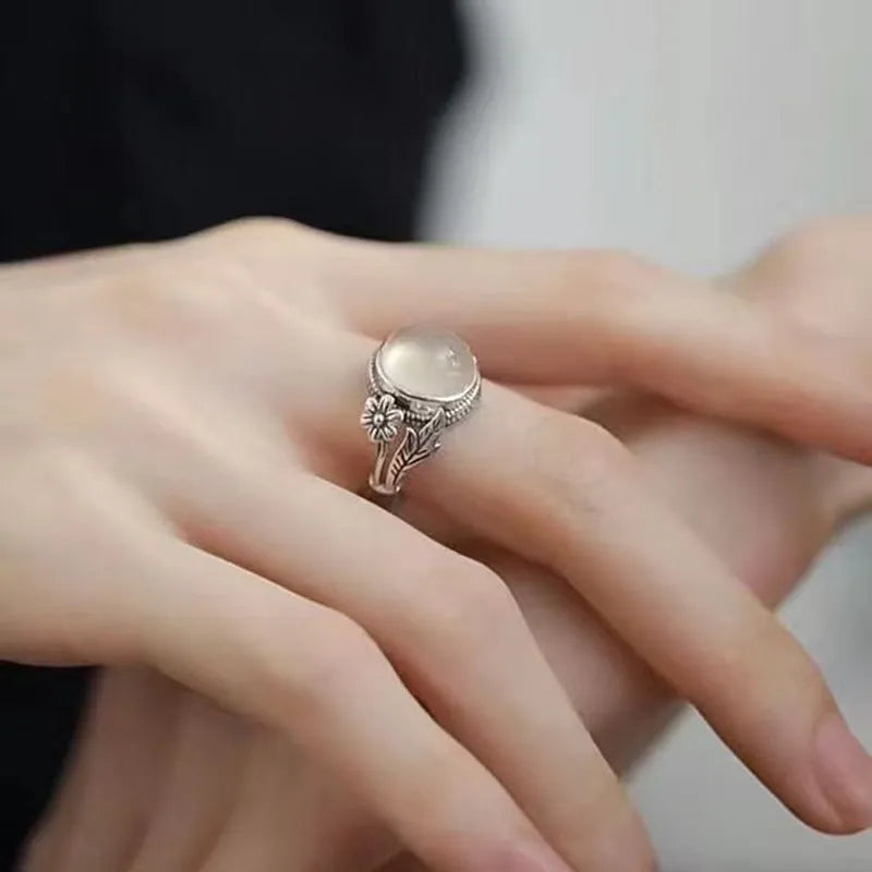 Adjustable copper vintage ring with white chalcedony style colour and U-shaped open mouth design