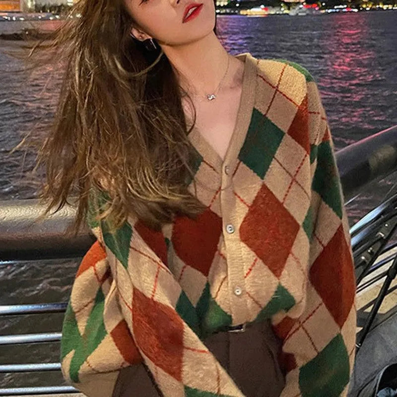 Casual acrylic knitted cardigan in multiple macaron colours with regular sleeves