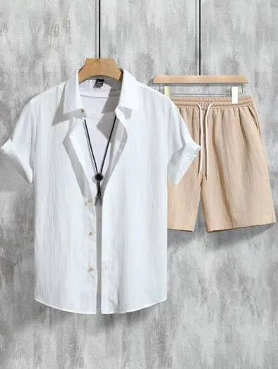 Men's casual Hawaiian outfit with 3D printed design on short sleeve shirt and matching shorts