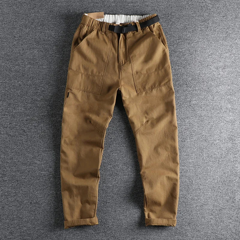 N I buckle belt work trousers with three-dimensional cutting in khaki colour