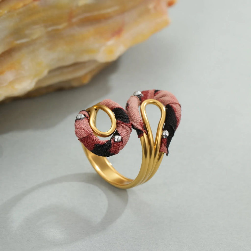 Leopard Series stainless steel open mouth ring with geometric heart shape and leopard print pattern