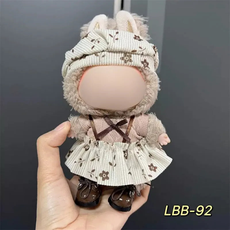 Plastic clothing set for 17cm tall vinyl doll figurine with multiple style code options