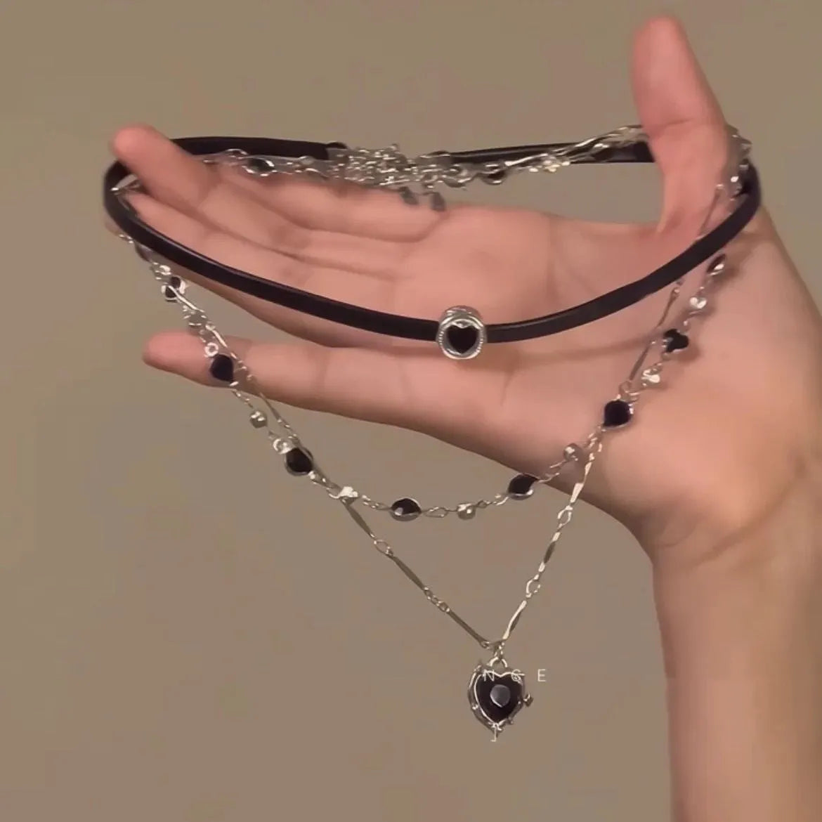 Women's multi-layer twin necklace with leather heart pendant on adjustable alloy clavicle chain