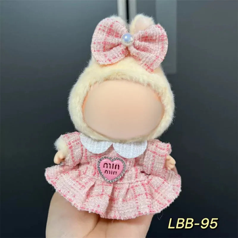Plastic clothing set for 17cm tall vinyl doll figurine with multiple style code options