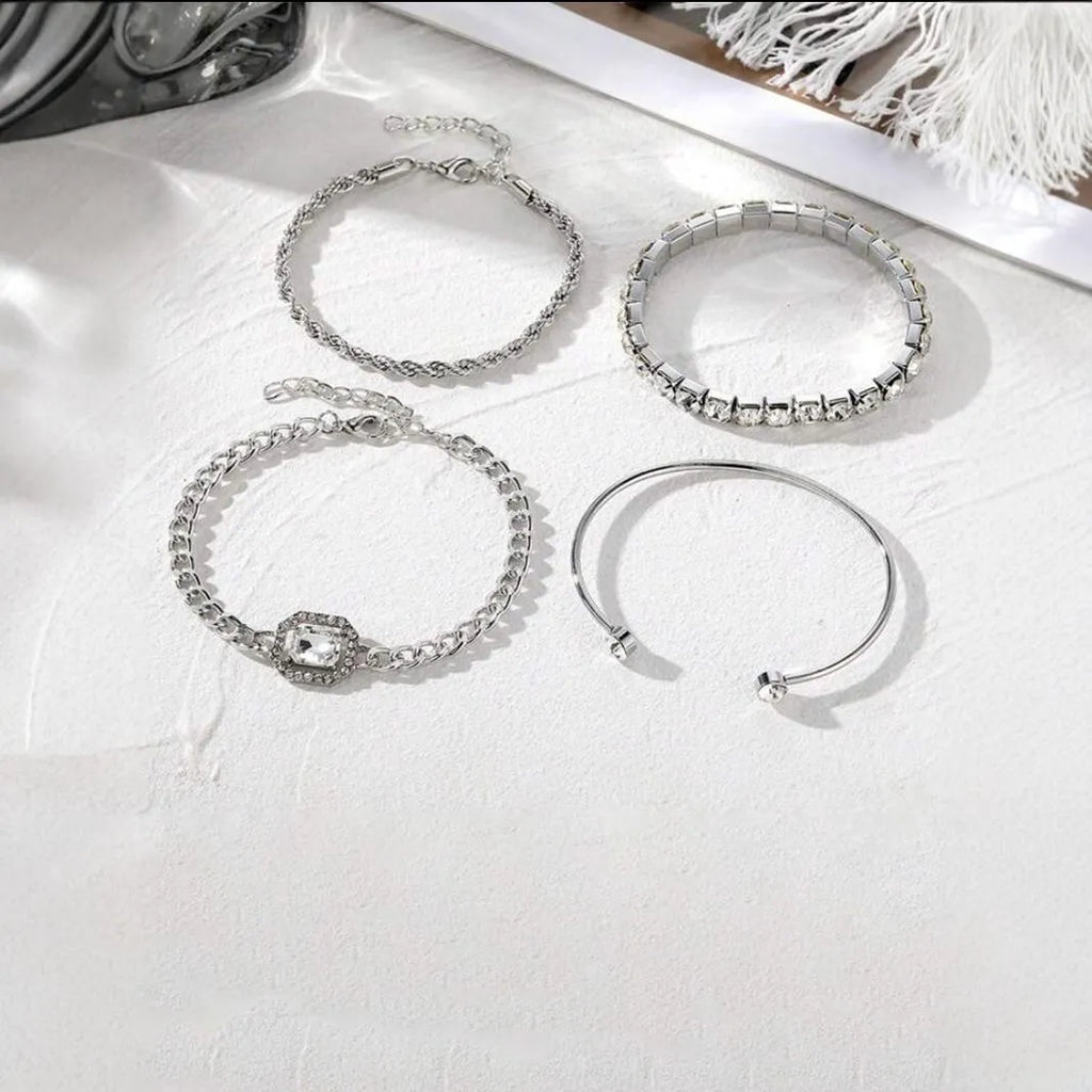 Women's retro geometric metal bracelet four-piece set in gold alloy with square diamond design