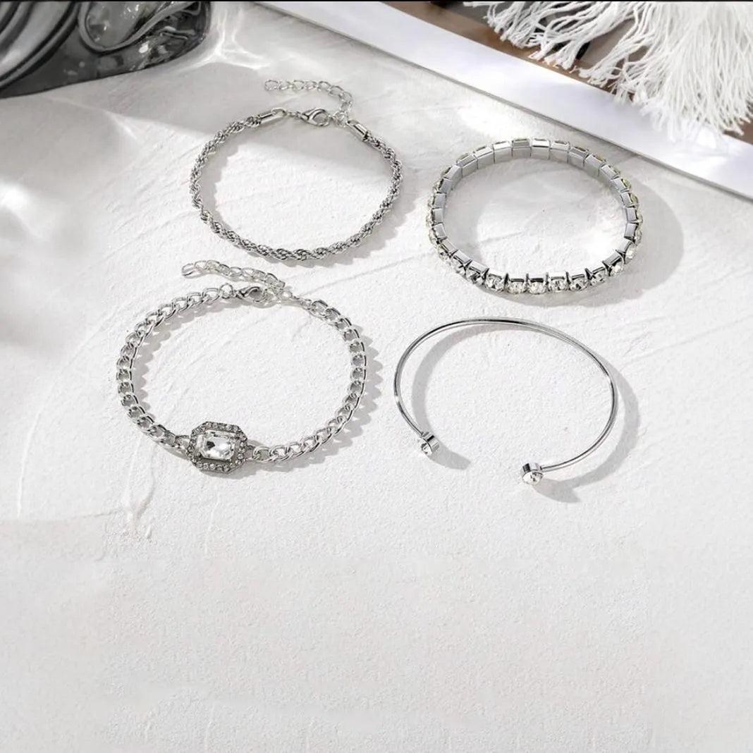 Women's retro geometric metal bracelet four-piece set in gold alloy with square diamond design