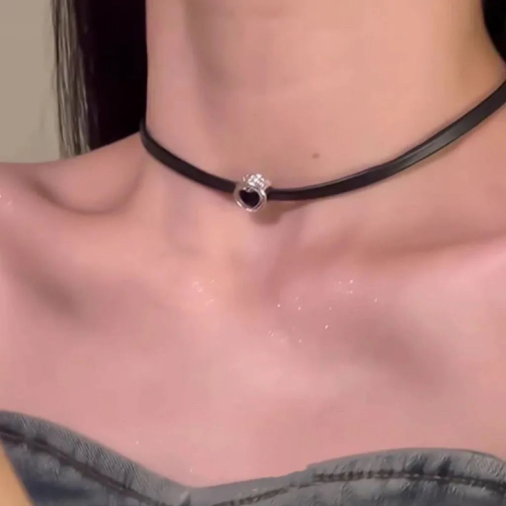 Women's multi-layer twin necklace with leather heart pendant on adjustable alloy clavicle chain