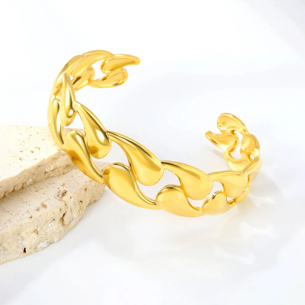 European-style alloy stainless steel bracelet in gold, silver and black colour options