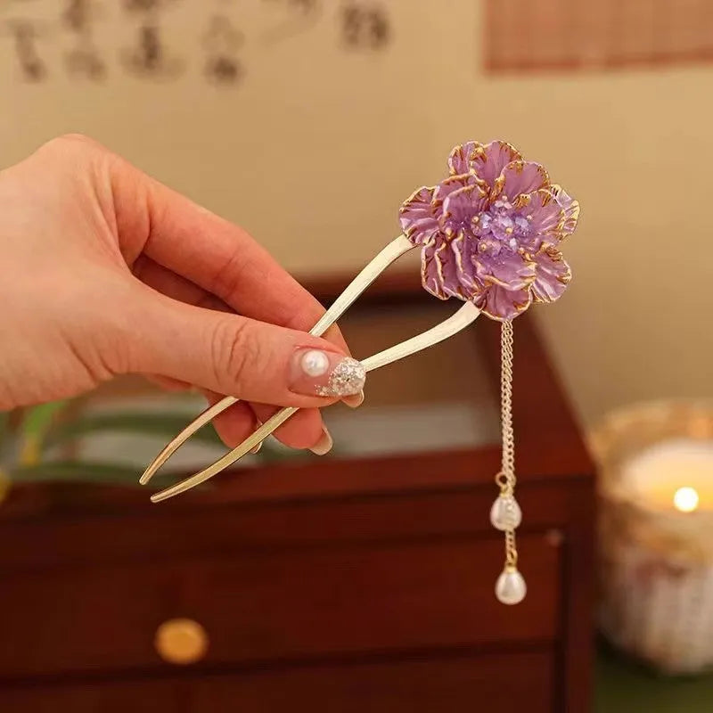 Purple and white retro peony flower with tassel on a U-shaped alloy hairpin.