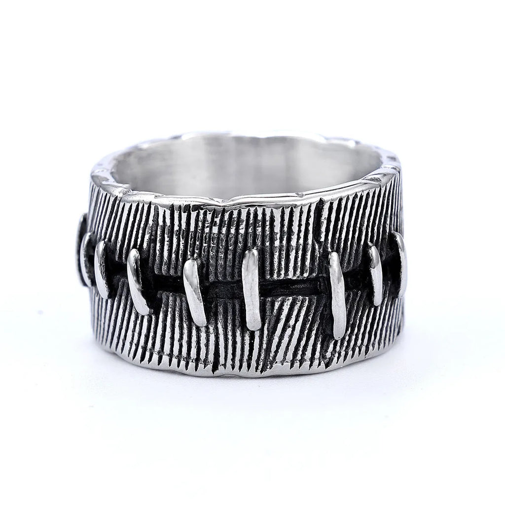 A geometric U-shaped titanium steel punk ring with a double ring design in a retro dark colour.