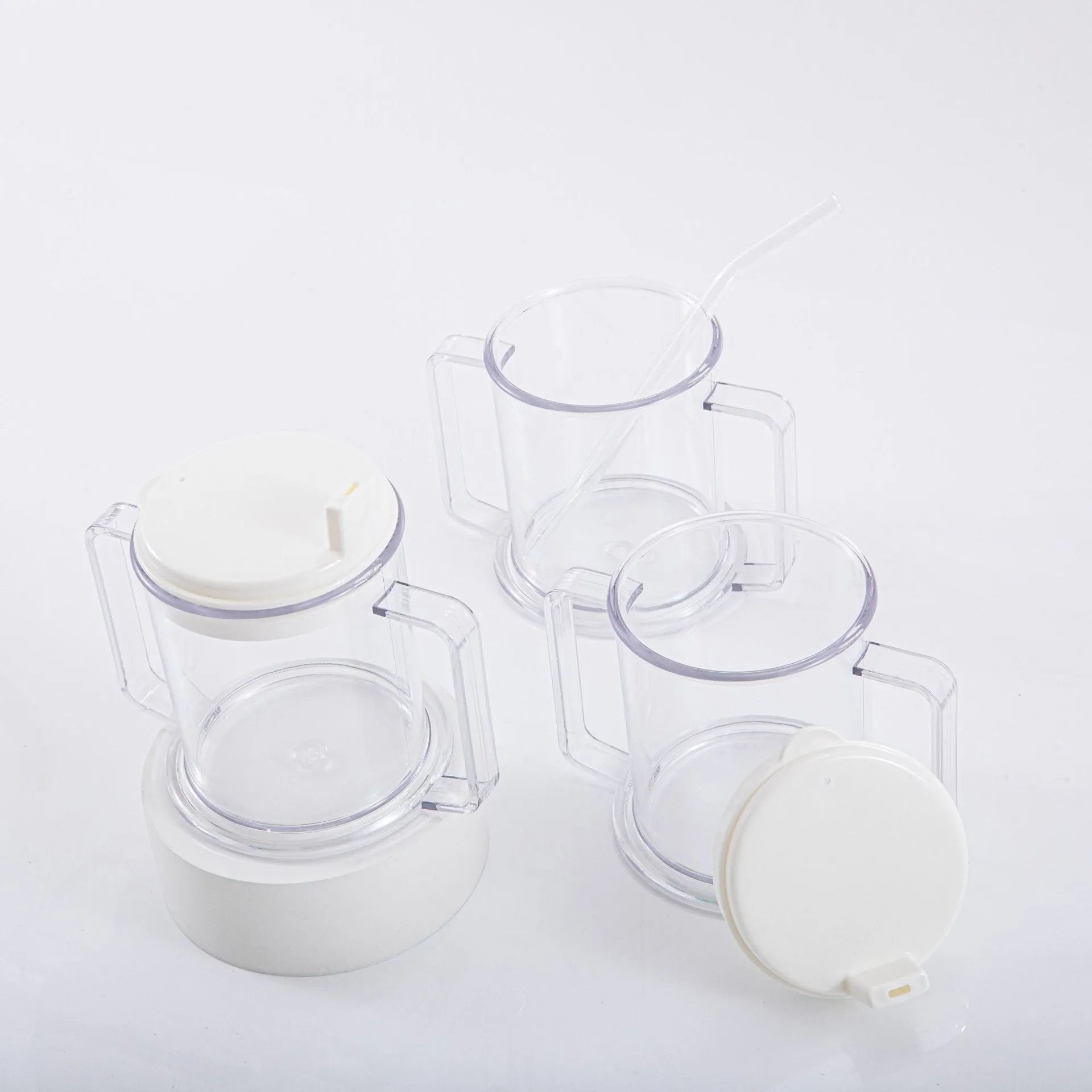 Transparent PP plastic drinking cup with 301-400ml capacity, 14cm tall.
