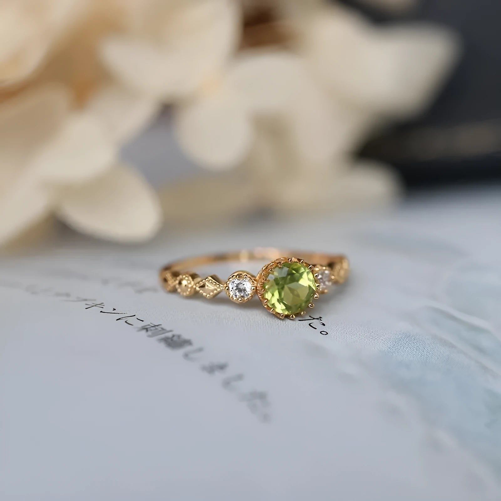 Japanese retro style geometric copper ring with quadrilateral imitation peridot stone.