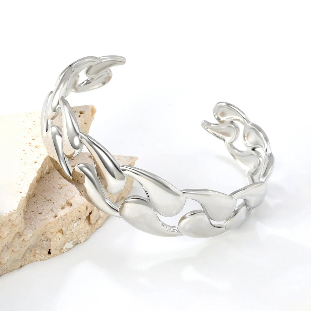 European-style alloy stainless steel bracelet in gold, silver and black colour options
