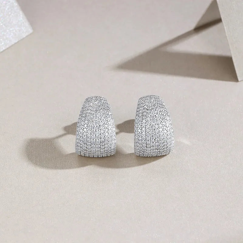 S925 sterling silver geometric stud earrings with D-E colour extremely white moissanite stones