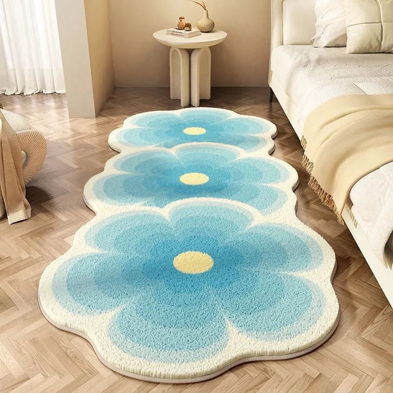 Flower-shaped cashmere blanket with printed cartoon patterns in various colours and sizes