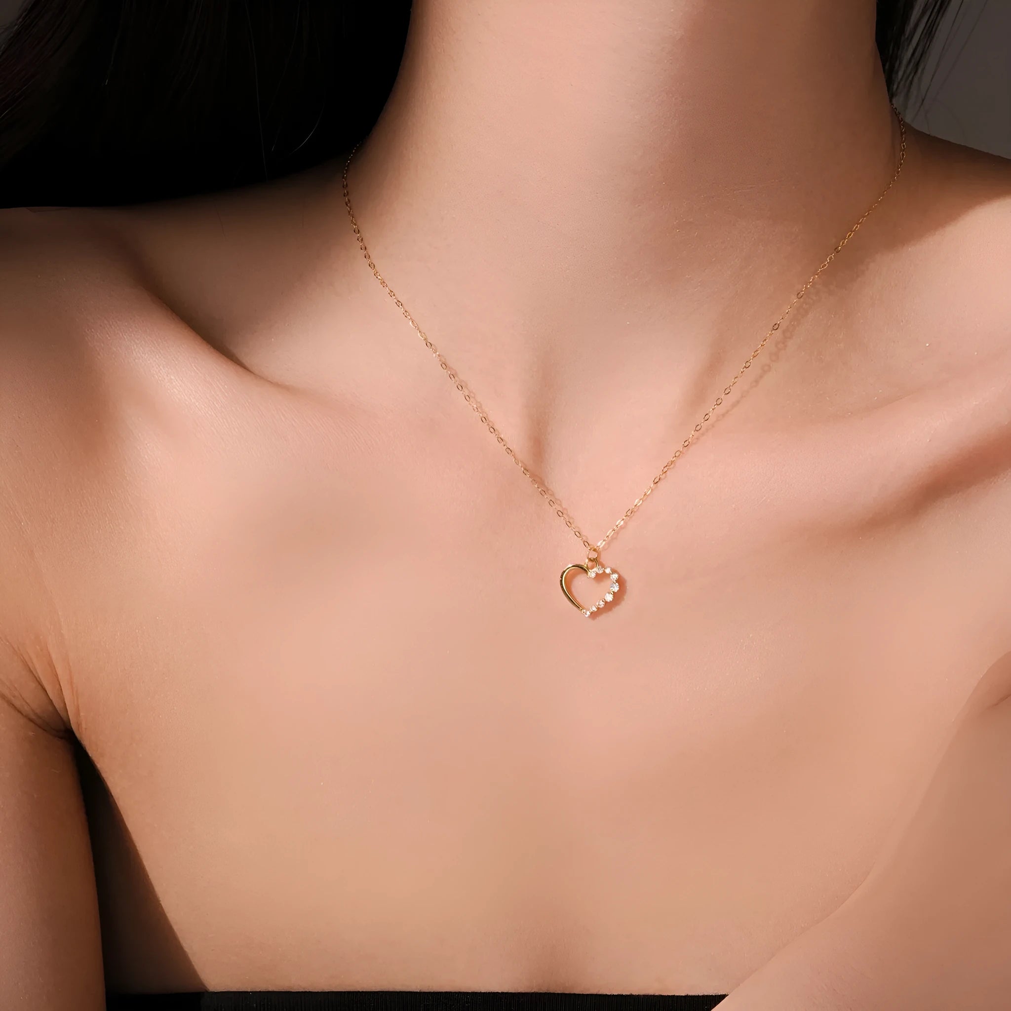 925 sterling silver hollow heart necklace with regular chain, available in white gold or platinum colour