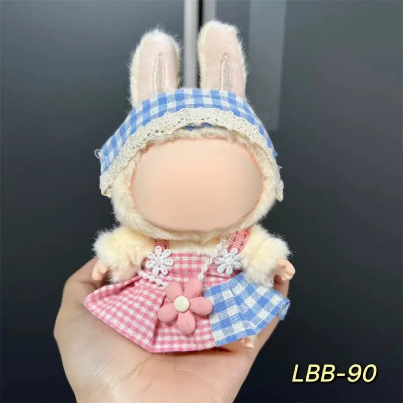 Plastic clothing set for 17cm tall vinyl doll figurine with multiple style code options