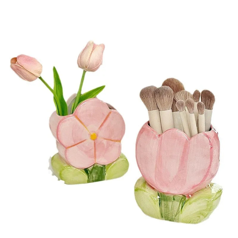 Ceramic flower pen holder storage box with floral design for desktop organisation