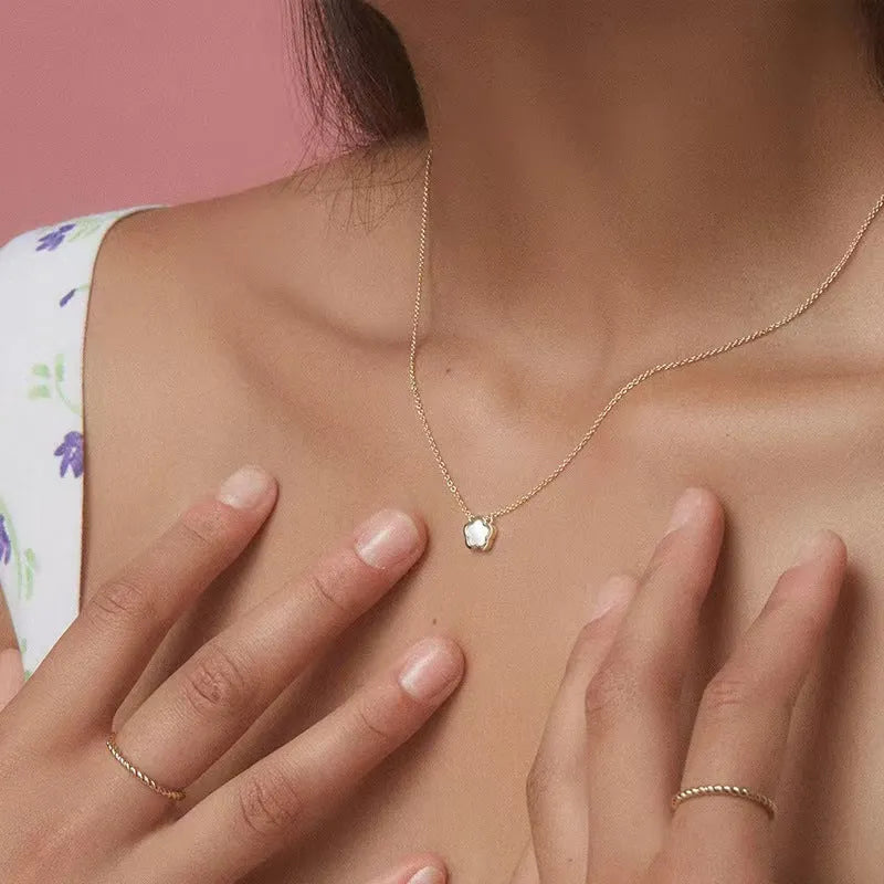White mother shell flower necklace with floral pendant on gold or silver chain