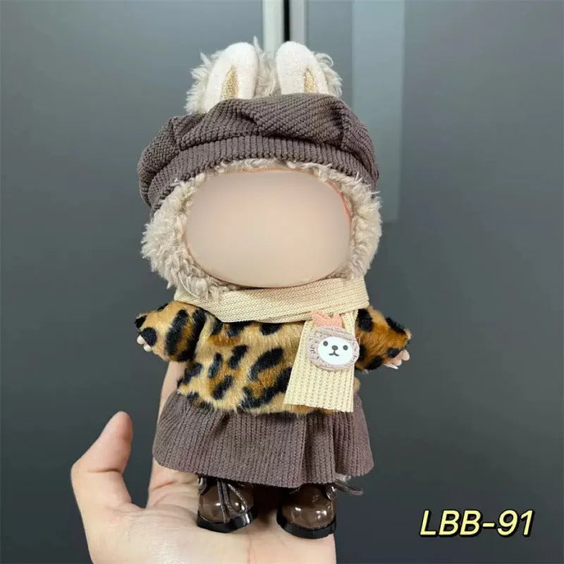 Plastic clothing set for 17cm tall vinyl doll figurine with multiple style code options