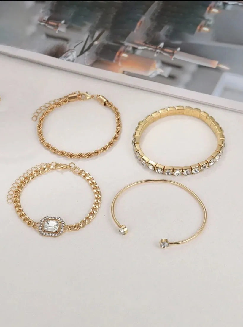 Women's retro geometric metal bracelet four-piece set in gold alloy with square diamond design