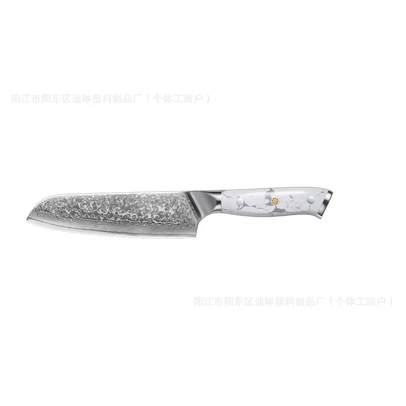 Damascus pattern chef's knife with 21cm VG10 steel blade and dark handle on a wooden surface.
