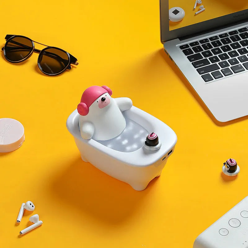 White USB air humidifier and scent diffuser with 550ml tank on a desk