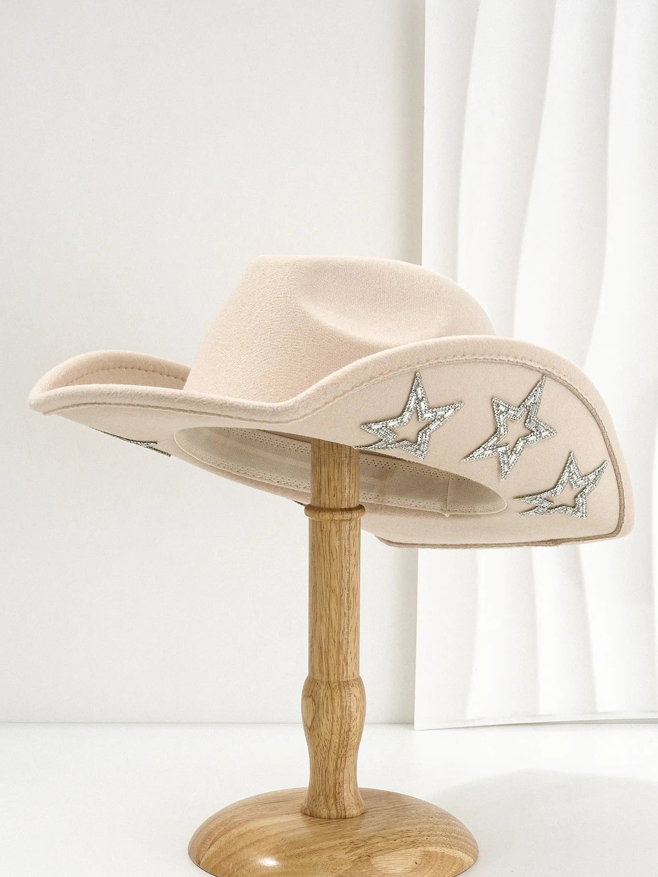 Polyester woolen felt western denim top hat with conical crown and hexagonal star decoration in size M
