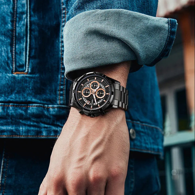 Men's waterproof quartz watch with steel belt and luminous dial in black gold or silver finish