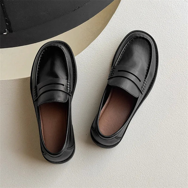 Men's slip-on casual shoes in retro style with PU microfiber upper and rubber sole